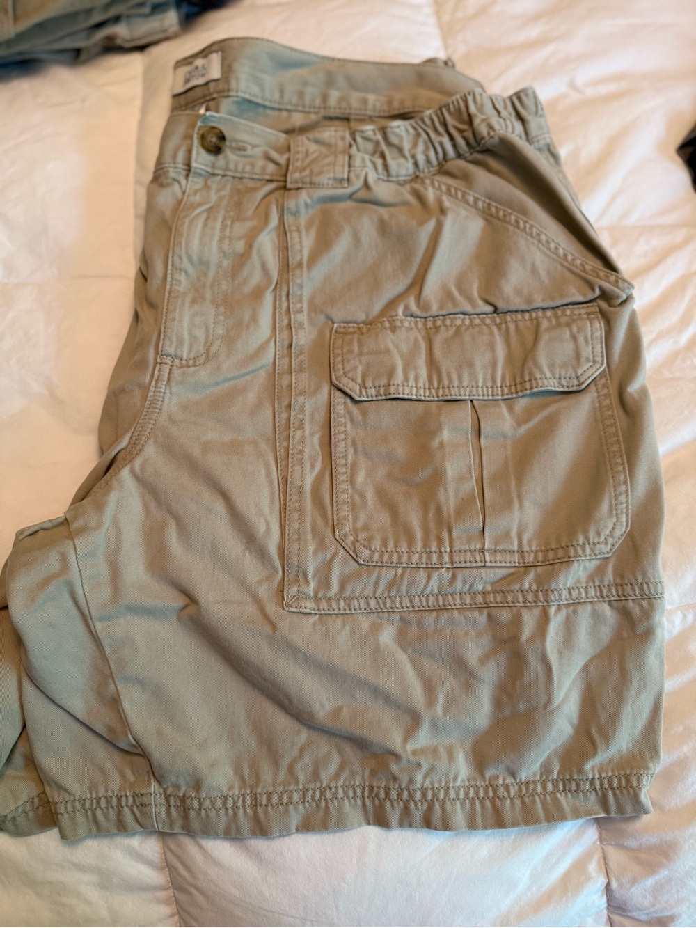 croft & barrow Tan Cargo Shorts with Utility Pockets